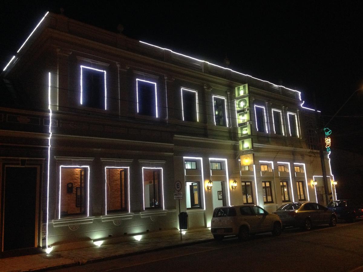 Central Palace Hotel Castro Exterior foto